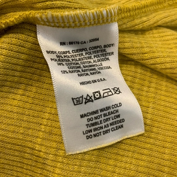 Anthropologie Long-sleeve V-neck Peplum Yellow Top Lightweight Sweater Size XL - Picture 3 of 5